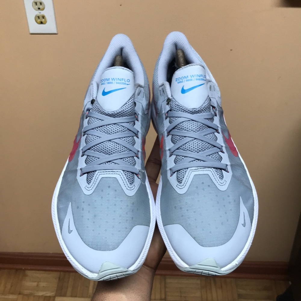 Nike Winflo 8 “Wolf Grey Bright Crimson” - Picture 8 of 15